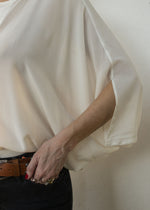 Carica l'immagine nel visualizzatore di Gallery, SAVANA Silk Blouse