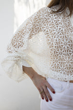 Carica l'immagine nel visualizzatore di Gallery, WIDE Sleeves Blouse