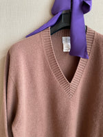 Carica l'immagine nel visualizzatore di Gallery, V NECK