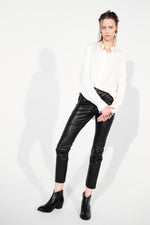 Carica l'immagine nel visualizzatore di Gallery, MIASŌ-MERGELLINA-BLOUSE-blusa-in-seta-avorio