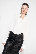 Carica l'immagine nel visualizzatore di Gallery, MIASŌ-NAVIGLI-blusa-in-seta-avorio