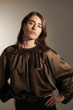 Carica l'immagine nel visualizzatore di Gallery, Plissè Raso Blouse