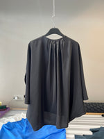 Carica l'immagine nel visualizzatore di Gallery, SAVANA Silk Blouse